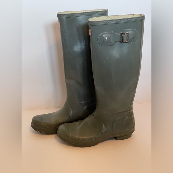 Hunter Rain Boots | Army Green | Size 6M/7F - Picture 3 of 14